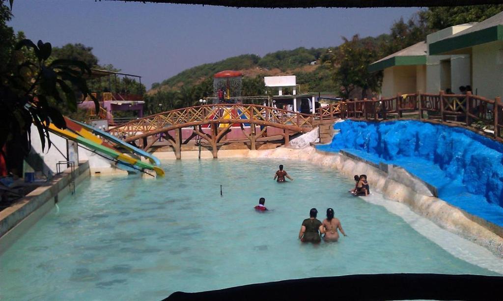 Pali Beach Resort Malad Ngoại thất bức ảnh