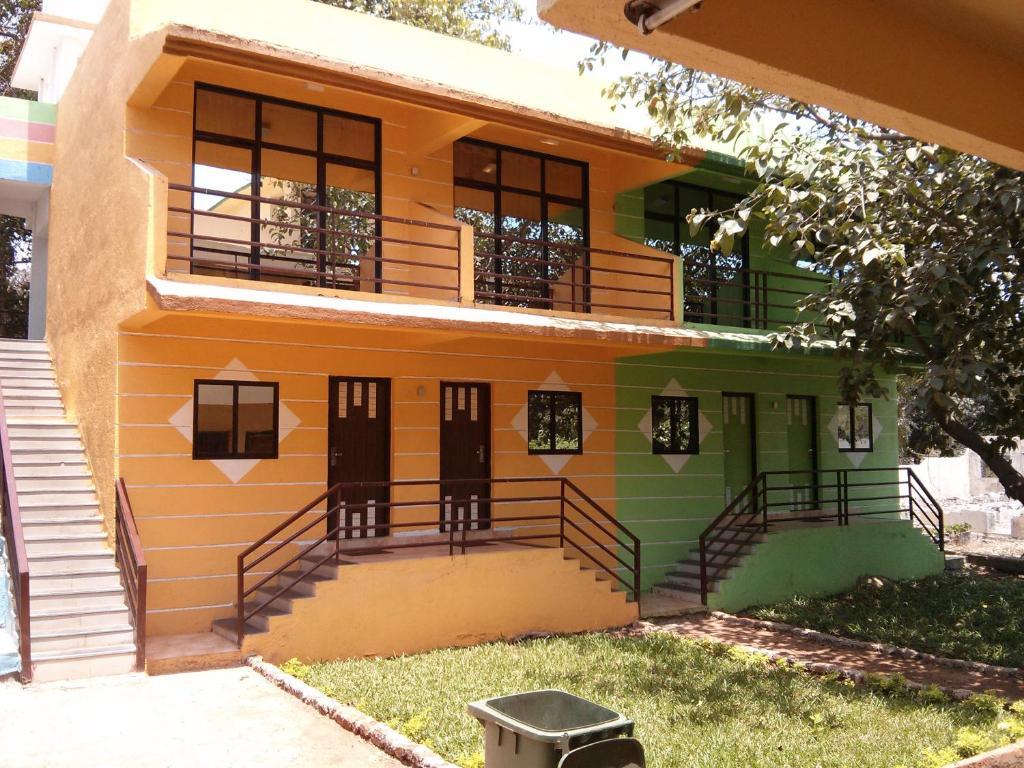 Pali Beach Resort Malad Phòng bức ảnh